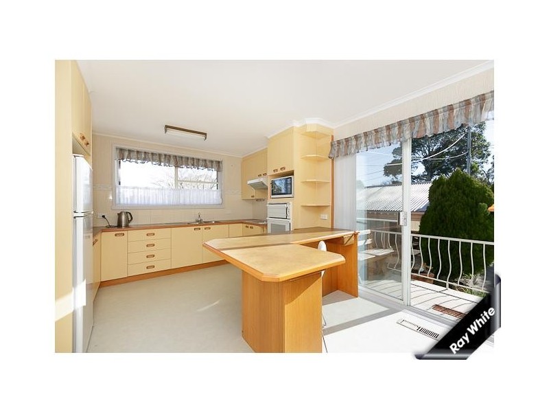 32 Fellows Street, Latham ACT 2615