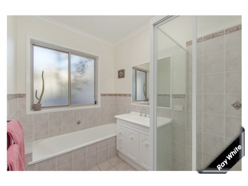 5 McKinnon street, Nicholls ACT 2913
