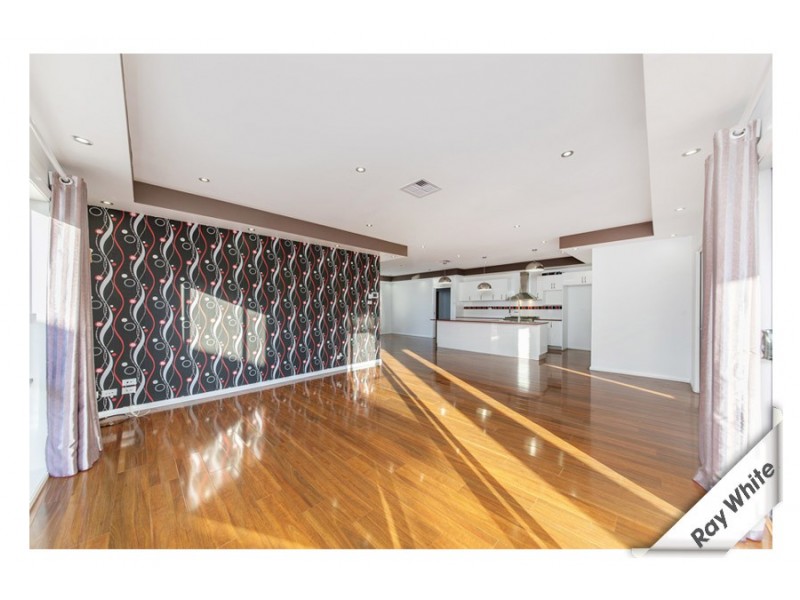 5 Doris Turner Street, Forde ACT 2914