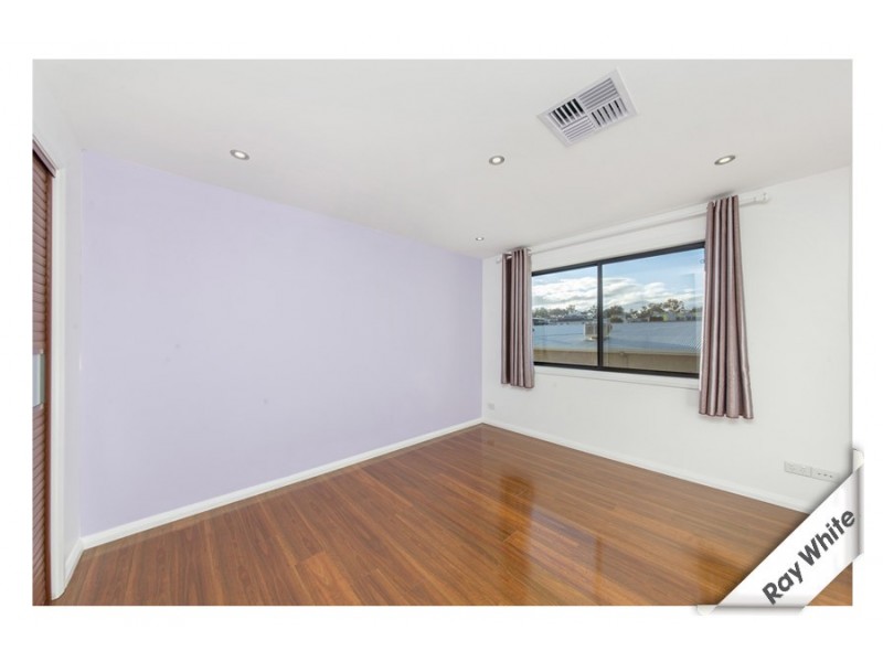 5 Doris Turner Street, Forde ACT 2914
