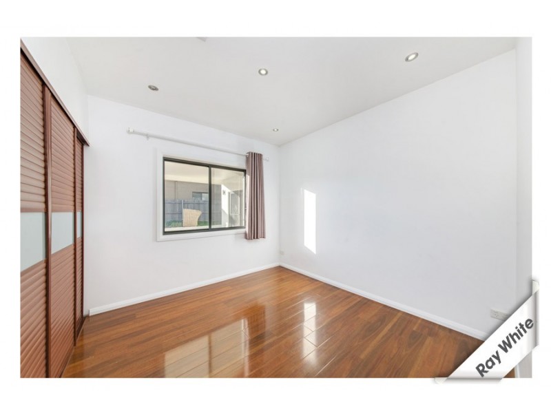 5 Doris Turner Street, Forde ACT 2914