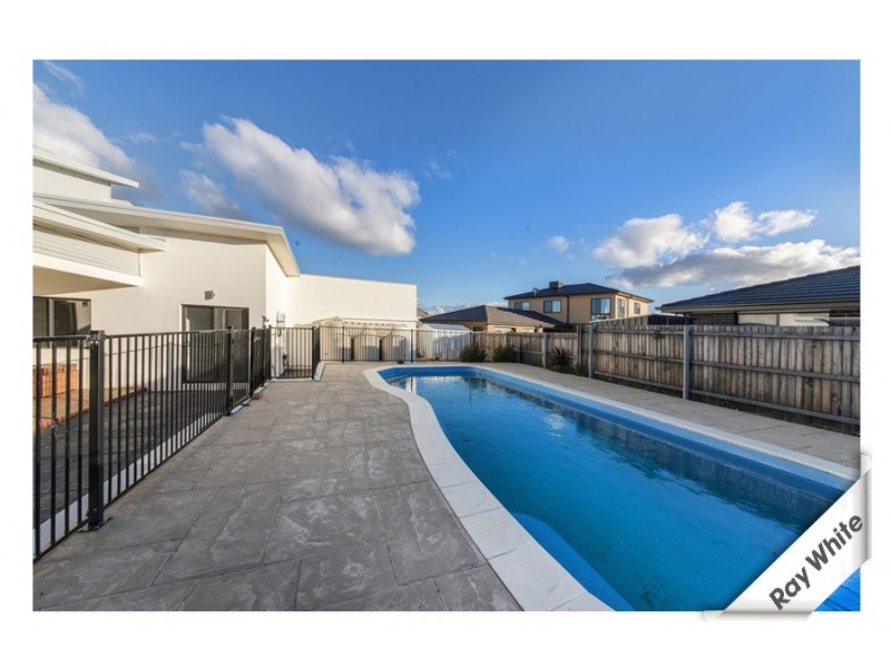 5 Doris Turner Street, Forde ACT 2914