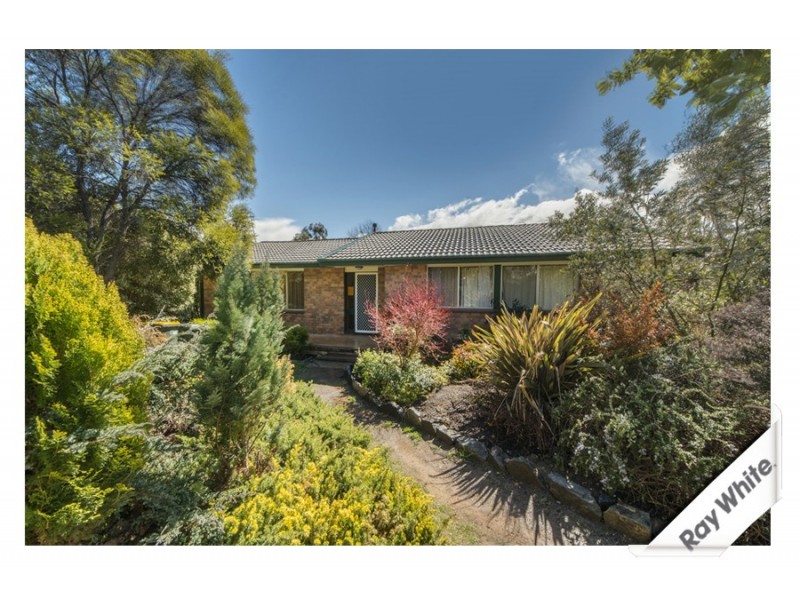 6 Phoenix Place, Giralang ACT 2617