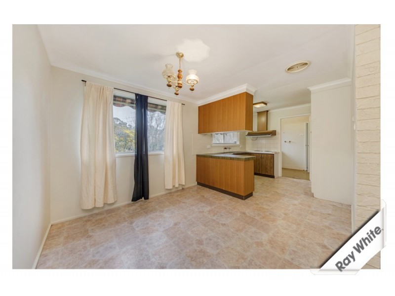 6 Phoenix Place, Giralang ACT 2617