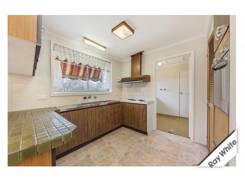 6 Phoenix Place, Giralang ACT 2617