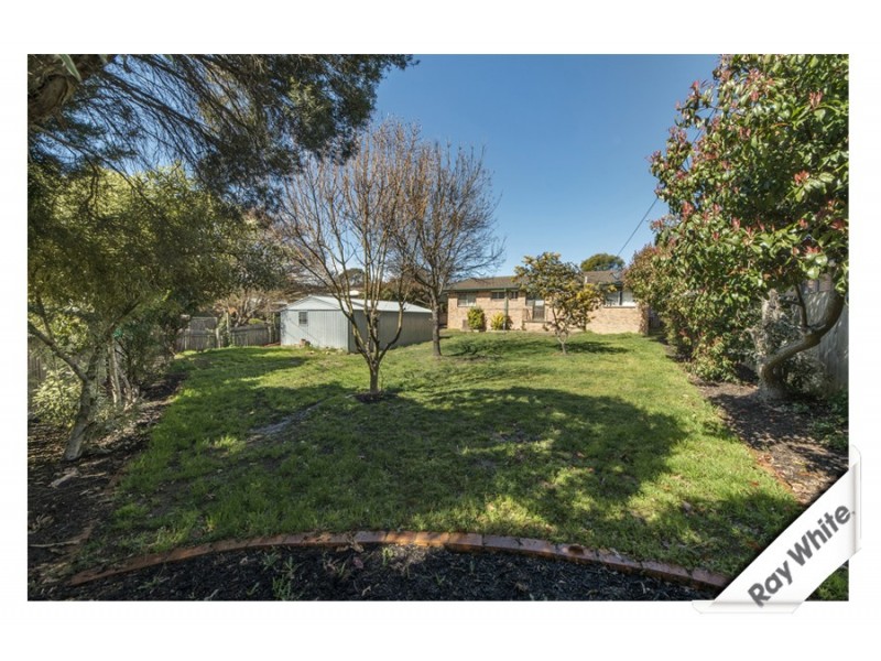 6 Phoenix Place, Giralang ACT 2617