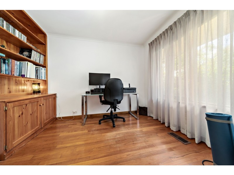 3 Ives Court, Melba ACT 2615