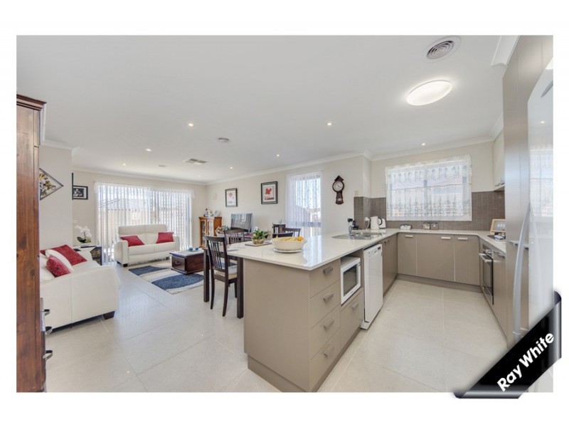 28/10 Charles Perkins Circuit, Bonner ACT 2914