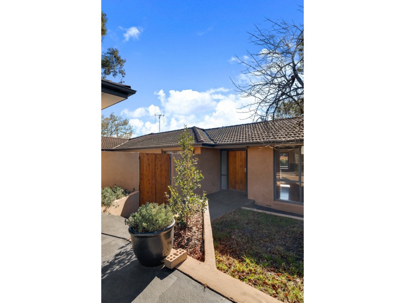 31 Somerville Street, Spence ACT 2615