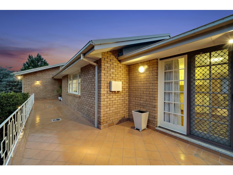 10 Abernethy Street, Weetangera ACT 2614