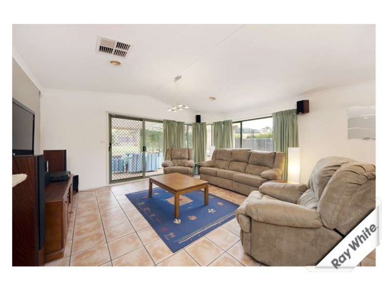 8 Bemm Place, Amaroo ACT 2914