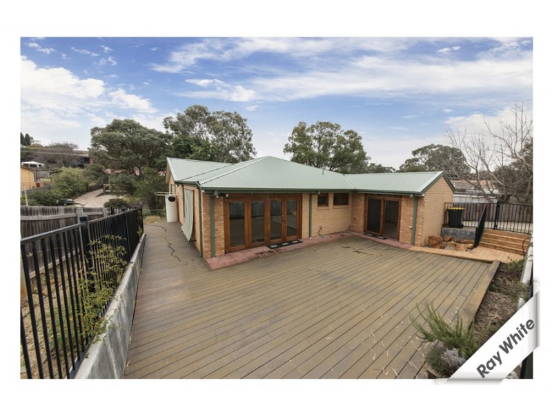 28 Mirrabucca Crescent, Giralang ACT 2617
