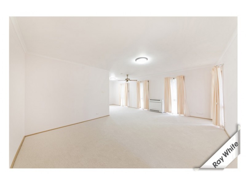 28 Mirrabucca Crescent, Giralang ACT 2617