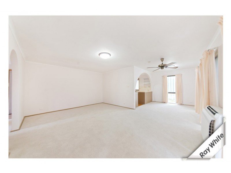 28 Mirrabucca Crescent, Giralang ACT 2617