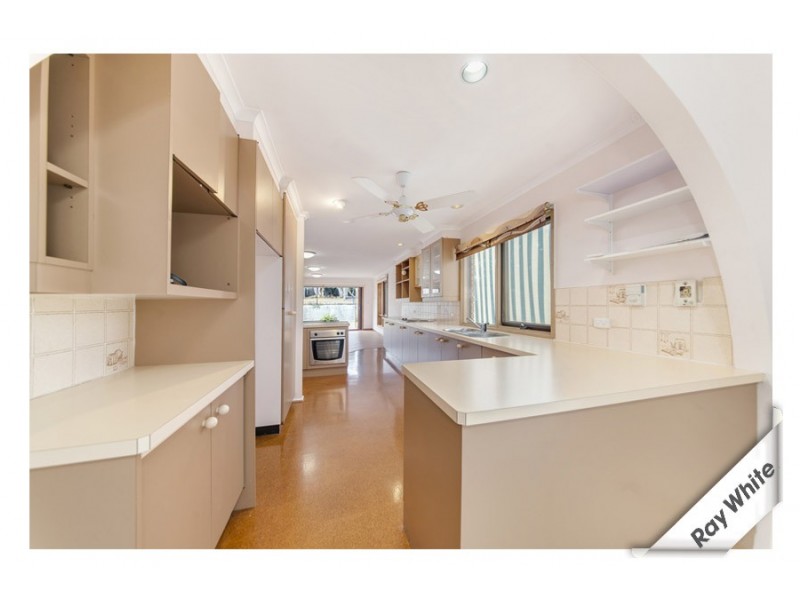 28 Mirrabucca Crescent, Giralang ACT 2617