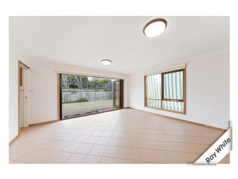 28 Mirrabucca Crescent, Giralang ACT 2617