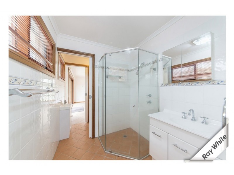 28 Mirrabucca Crescent, Giralang ACT 2617