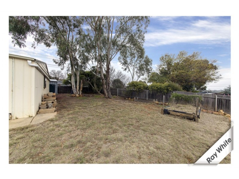28 Mirrabucca Crescent, Giralang ACT 2617