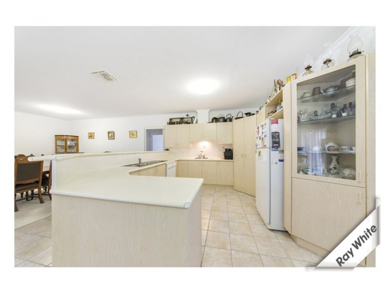 14 Clemenger Street, Nicholls ACT 2913