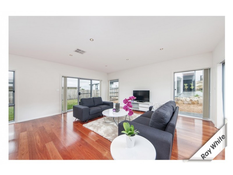 1 Huddy Street, Forde ACT 2914