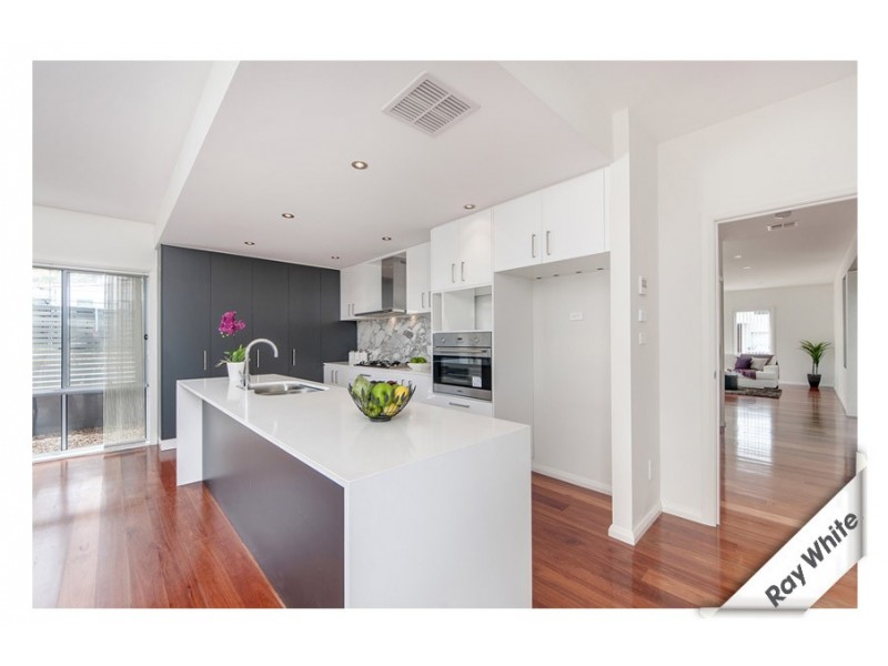 1 Huddy Street, Forde ACT 2914