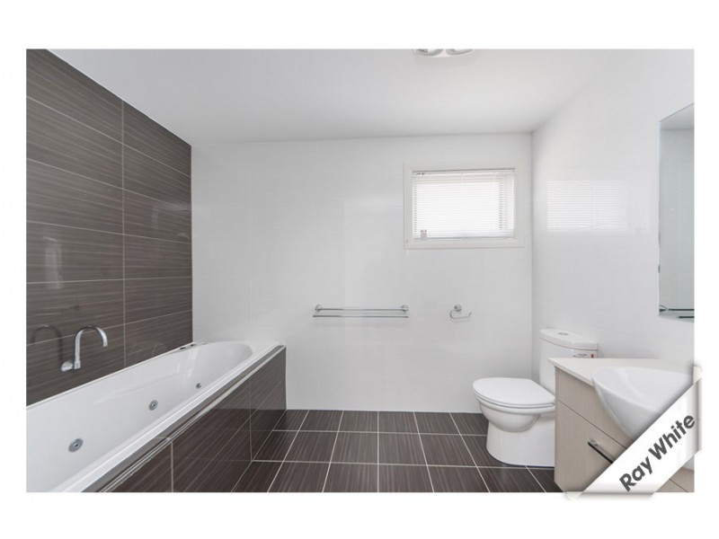 1 Huddy Street, Forde ACT 2914