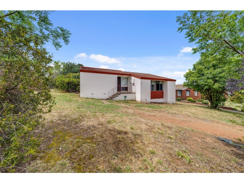 12 Bennett Place, Flynn ACT 2615