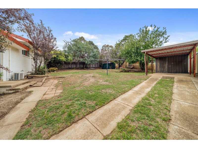 12 Bennett Place, Flynn ACT 2615