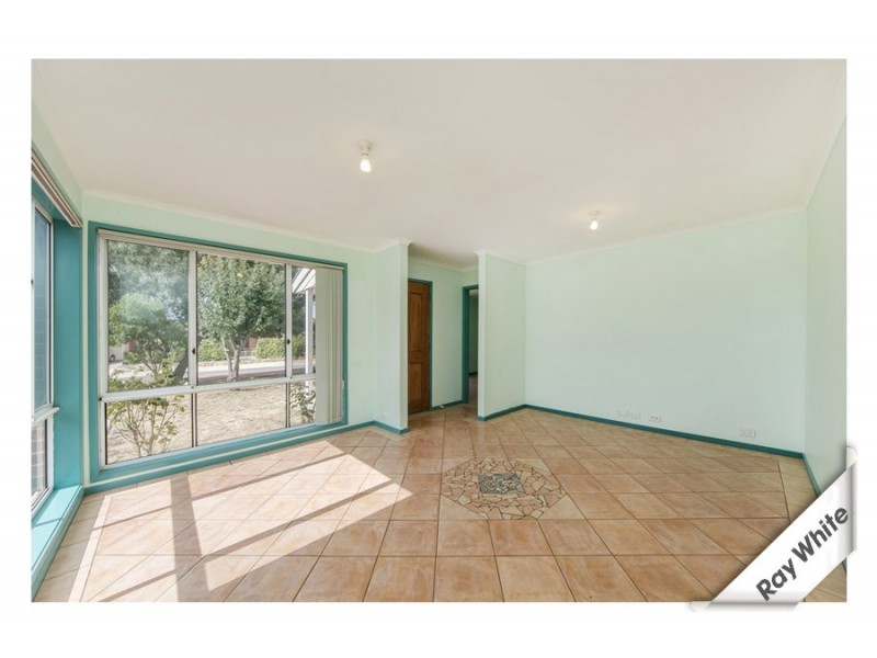 11 Bushby Place, Holt ACT 2615