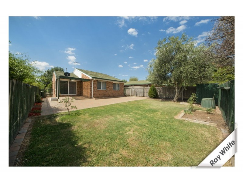 11 Bushby Place, Holt ACT 2615