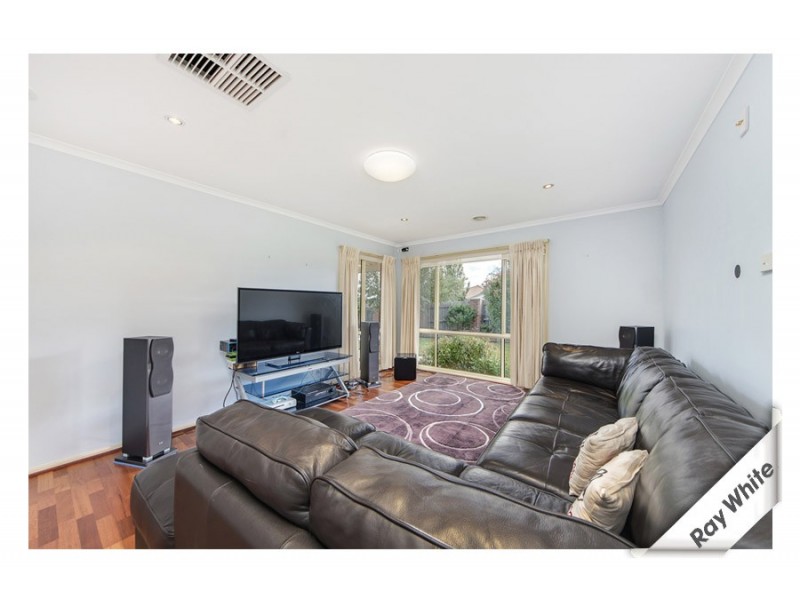 2 Tarrant Crescent, Dunlop ACT 2615