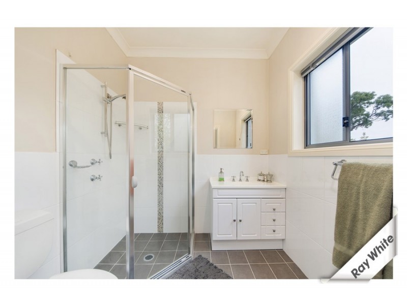 8 Lind Close, Fraser ACT 2615