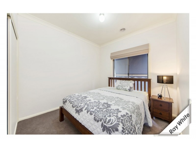 8 Lind Close, Fraser ACT 2615