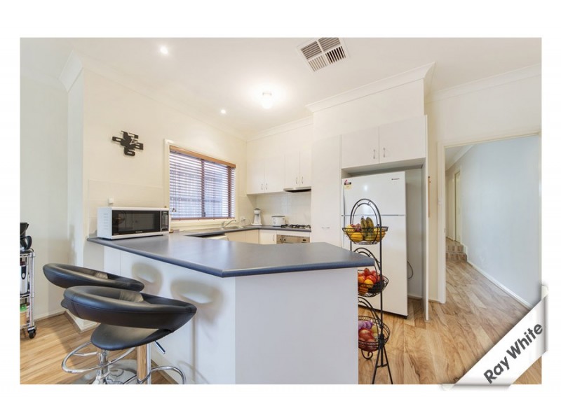 8 Lind Close, Fraser ACT 2615