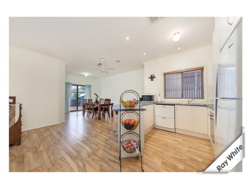 8 Lind Close, Fraser ACT 2615
