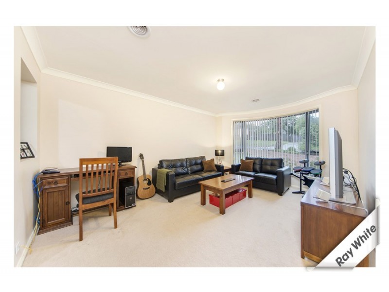 8 Lind Close, Fraser ACT 2615