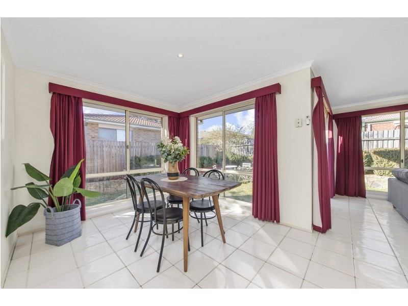 16 Riley Close, Ngunnawal ACT 2913