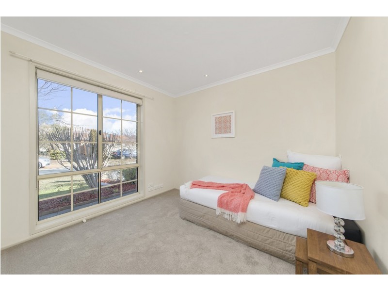 16 Riley Close, Ngunnawal ACT 2913