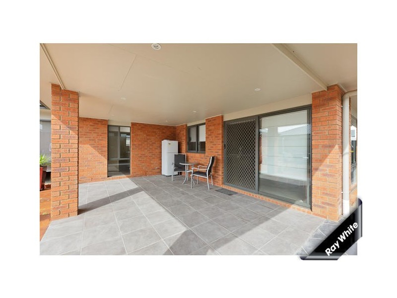 4 Basham Street, Franklin ACT 2913