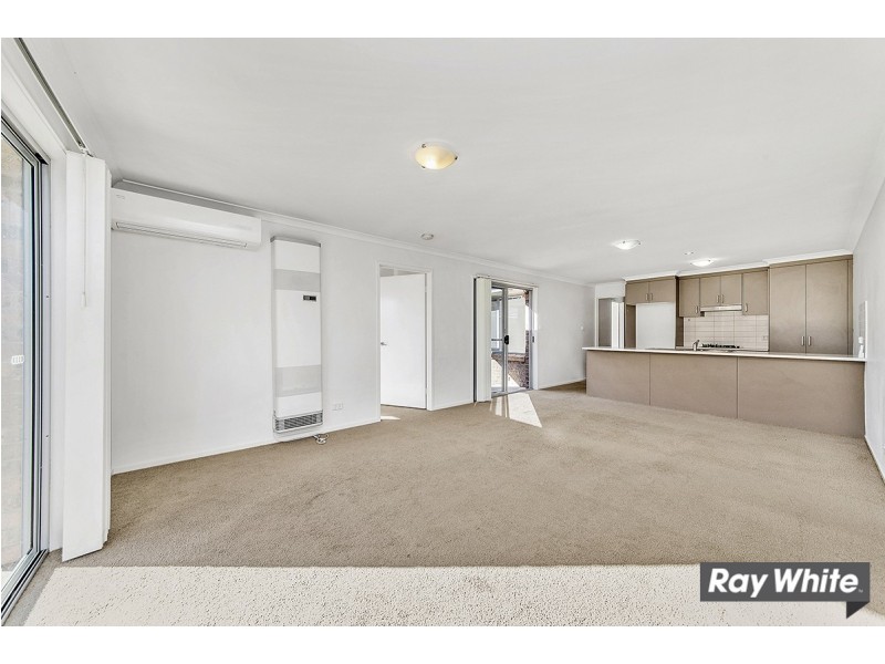 6 Herring Place, Macgregor ACT 2615