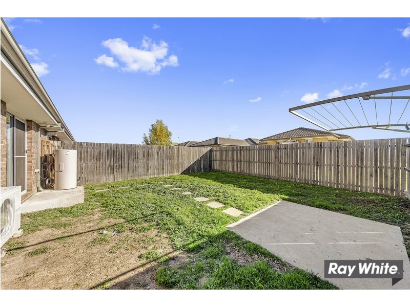 6 Herring Place, Macgregor ACT 2615