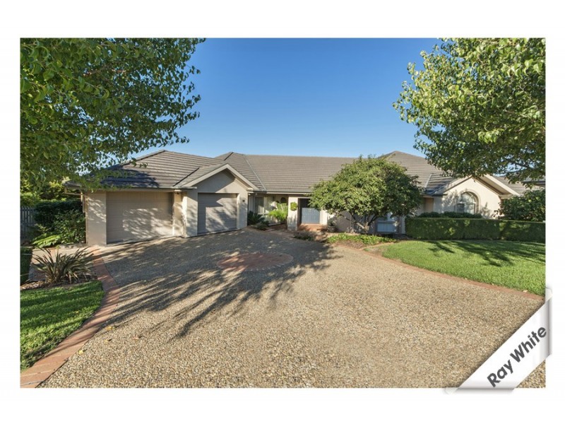 8 McAuliffe Court, Nicholls ACT 2913