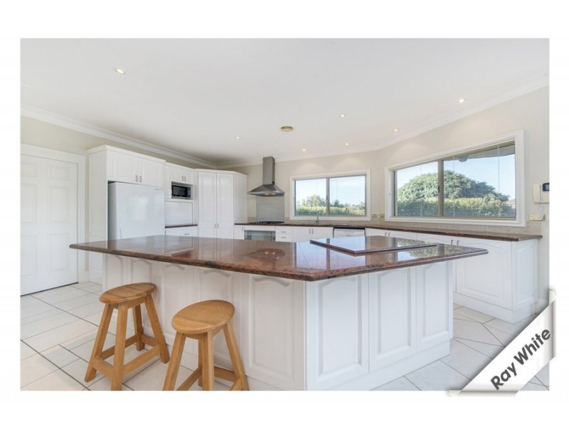 8 McAuliffe Court, Nicholls ACT 2913