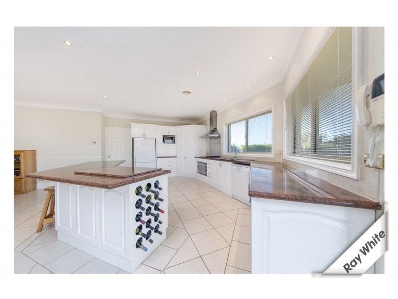 8 McAuliffe Court, Nicholls ACT 2913