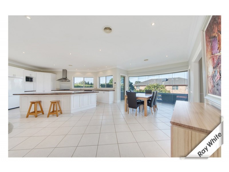 8 McAuliffe Court, Nicholls ACT 2913