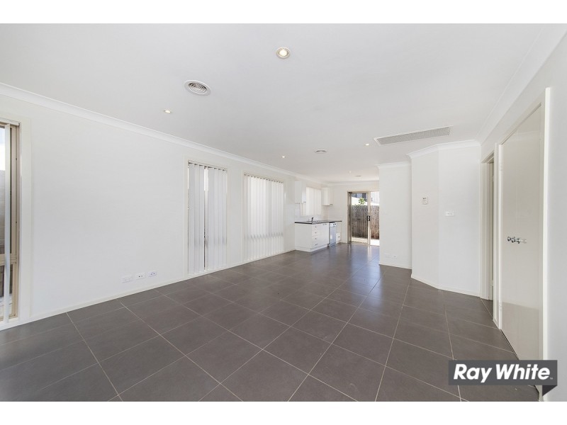 3 Ronald Walker Street, Casey ACT 2913