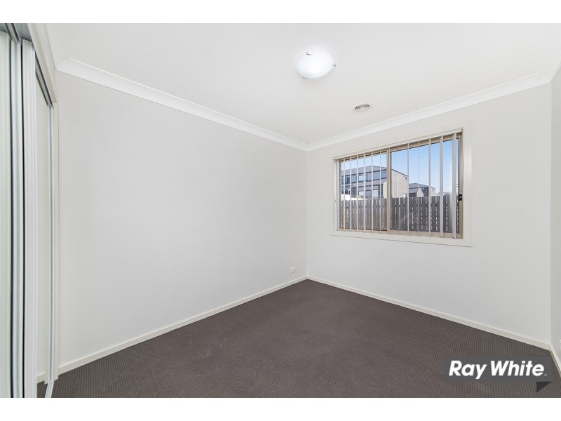 3 Ronald Walker Street, Casey ACT 2913