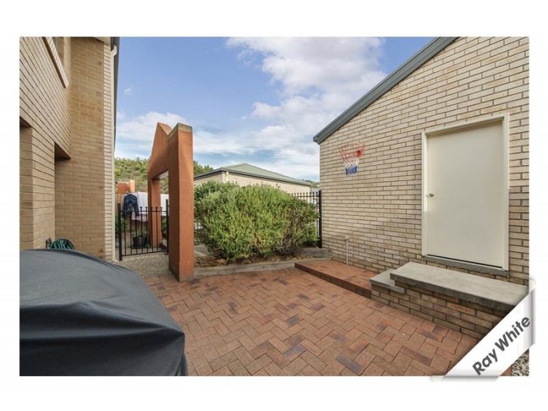 9/15 Wanliss Street, Latham ACT 2615