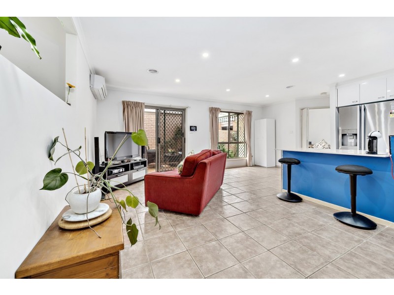 17 Weetman Place, Nicholls ACT 2913