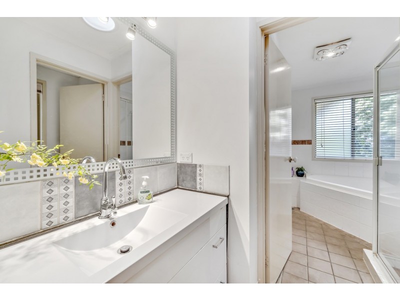 17 Weetman Place, Nicholls ACT 2913